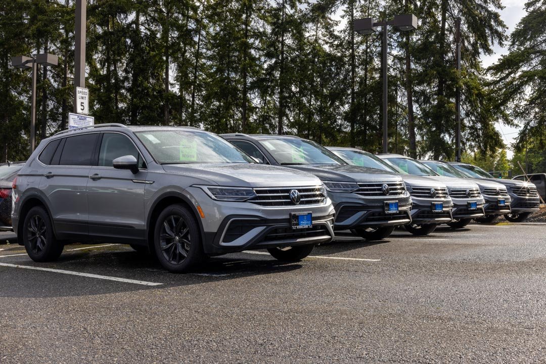 VW SUV lineup at Kirkland dealer